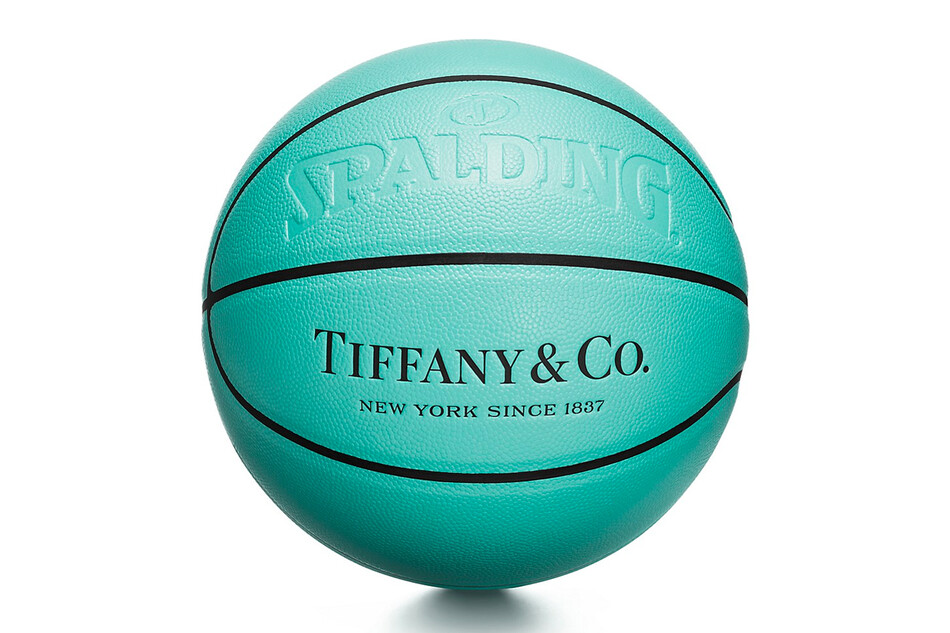 Tiffany &amp; Co выпустил мячи в цвете тиффани