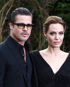 Анджелине Джоли отказали в отстранении судьи по бракоразводному процессу с Брэдом Питтом