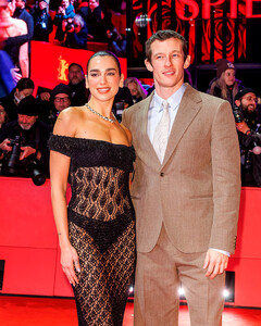 Лучшие образы звёзд на Берлинском кинофестивале 2026