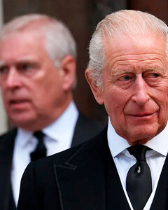 Король Карл III снова унизил принца Эндрю