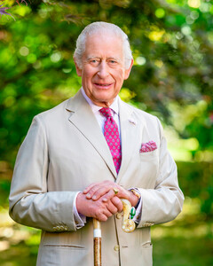 Откуда у короля Карла III деньги на роскошную жизнь?