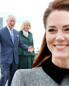 Кейт Миддлтон вновь надела своё любимое пальто из переработанных материалов для выхода в свет с принцем Чарльзом и Камиллой
