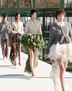 Christian Dior осень 2026: Джонатан Андерсон воспевает «лёгкую роскошь»