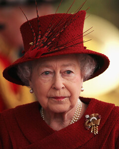 Как королева Елизавета II отпразднует свой юбилей без принца Филиппа