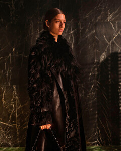 Мария Грация Кьюри представила первую круизную коллекцию для Fendi