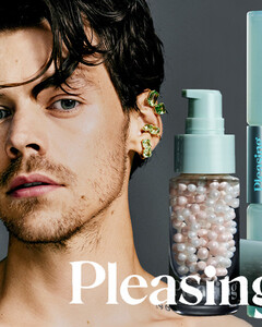 Гарри Стайлс представил свой бренд небинарной косметики Pleasing: «Это продукты не для маскировки»