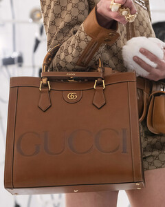 Вещи от Gucci, которые мы носим благодаря Алессандро Микеле
