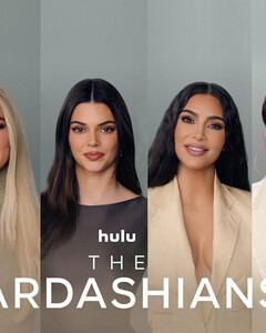 «Зрители увидят захватывающе честную историю любви»: Hulu опубликовал трейлер нового шоу о семейке Кардашьян