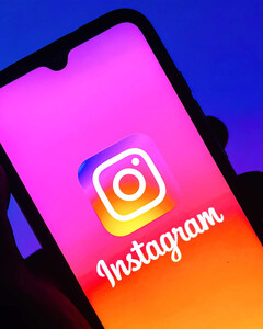 Новые требования Instagram заблокируют ваш аккаунт: соцсеть рассылает требования подтвердить свою личность в формате видеоселфи