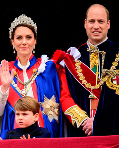 «Он — истеричка!»: Кейт Миддлтон относится к принцу Уильяму как четвёртому ребёнку из-за его чрезмерной эмоциональности