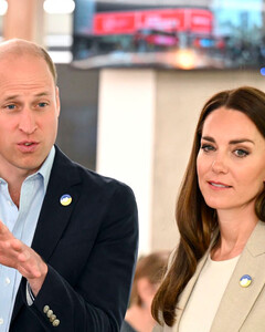По горячим следам: как Кейт Миддлтон и принц Уильям прокомментировали новое интервью принца Гарри?