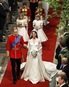 Какие неприятности произошли за несколько часов до бракосочетания принца Уильяма и Кейт Миддлтон