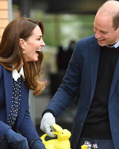 Кейт Миддлтон и принц Уильям выбрали для делового визита фэмили лук