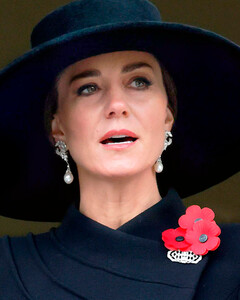 Кейт Миддлтон почтила память королевы Елизаветы II и принцессы Дианы необычным выбором украшений