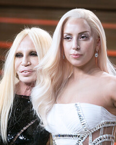 Как сёстры: Леди Гага рассказала о своём отношении к Донателле Версаче