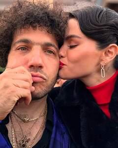 Селена Гомес и Бенни Бланко отметились на свадьбе Lil Dicky