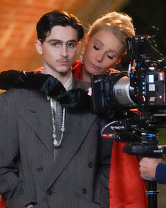 Смотрим полный трейлер фильма «Марти Великолепный» с Тимоти Шаламе