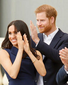Меган Маркл и принц Гарри поздравили с беременностью принцессу Евгению