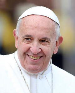 «Мы все дети Божьи!»: папа римский призвал родителей не осуждать, а поддерживать своего сына-гея