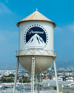 Сиудия Paramount сделала более выгодное предложение Warner Bros., бросив вызов Netflix