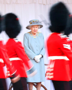 Конец королевской династии Виндзоров: почему Елизавету II считают последним монархом Великобритании?