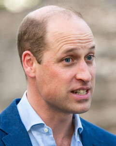 Принц Уильям неожиданно поставил в пример своего брата, принца Гарри, во время поездки по Белизу