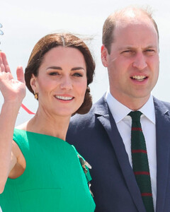 Принц Уильям и Кейт Миддлтон трогательно поздравили своего племянника Арчи с днём рождения