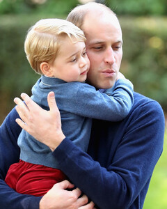 Принц Уильям отказывается направлять своего сына принца Джорджа в школу-интернат