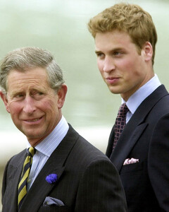 При рождении принца Уильяма Елизавета II сказала: «Слава богу, у него нет таких ушей, как у его отца»