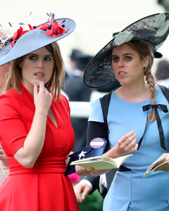 Принцессу Беатрис и Евгению не пригласили на Royal Ascot