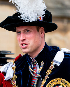 Принц Уильям выдвинул ультиматум королеве Елизавете II из-за секс-скандала с её сыном, принцем Эндрю