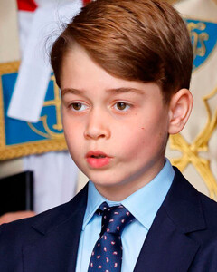 Принцу Джорджу придётся овладеть особым навыками в школе, чтобы продолжить семейную традицию Виндзор