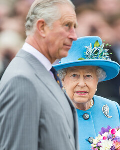 Какие поступки и планы принца Чарльза пугают Елизавету II