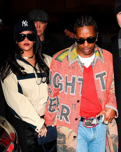 Рианна и A$AP Rocky устроили на Saturday Night Live модное свидание