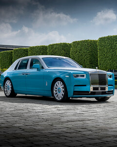 Rolls–Royce представил три эксклюзивных Phantom