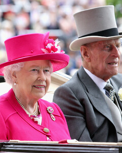Как королевская семья отпразднует 100-летие принца Филиппа
