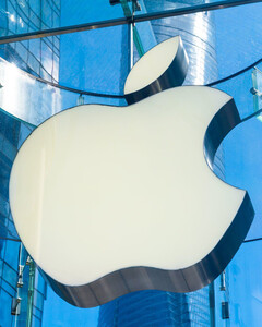 Apple стала первой американской компанией, достигшей $ 2 трлн рыночной капитализации
