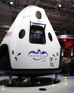 Забудьте про Безоса и Брэнсона — впереди запуск SpaceX Crew Dragon