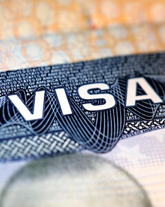 США поставили на паузу выдачу виз для граждан 75 стран
