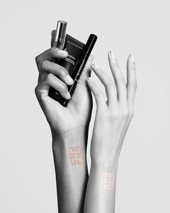 Унисекс–мейкап: новая коллекция средств для макияжа от Givenchy
