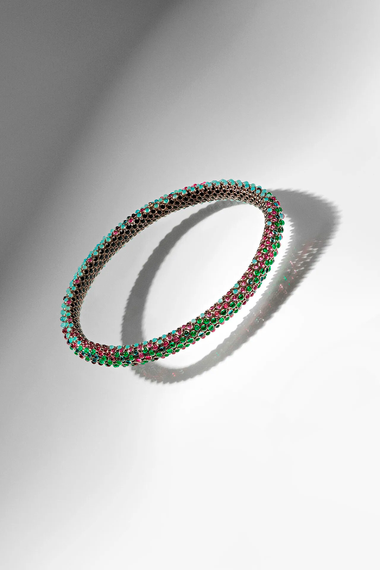 Тимоти Шаламе работал с Cartier над созданием ожерелья в стиле Вилли Вонки