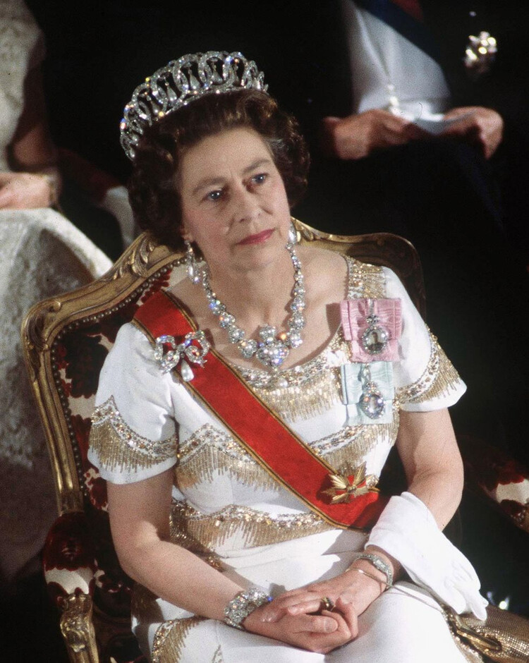 Королева Елизавета II наследство