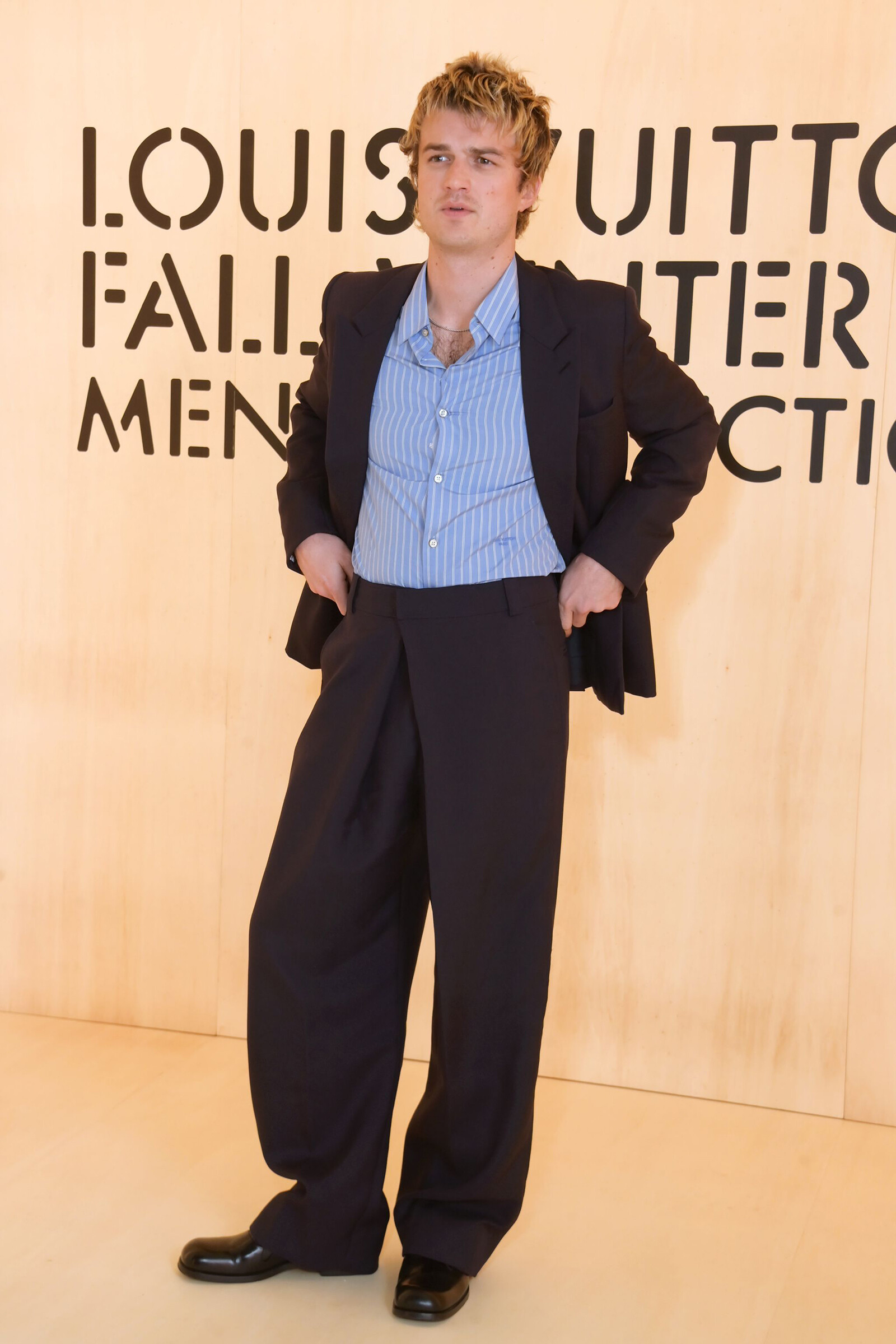 Джо Киири на показе Louis Vuitton
