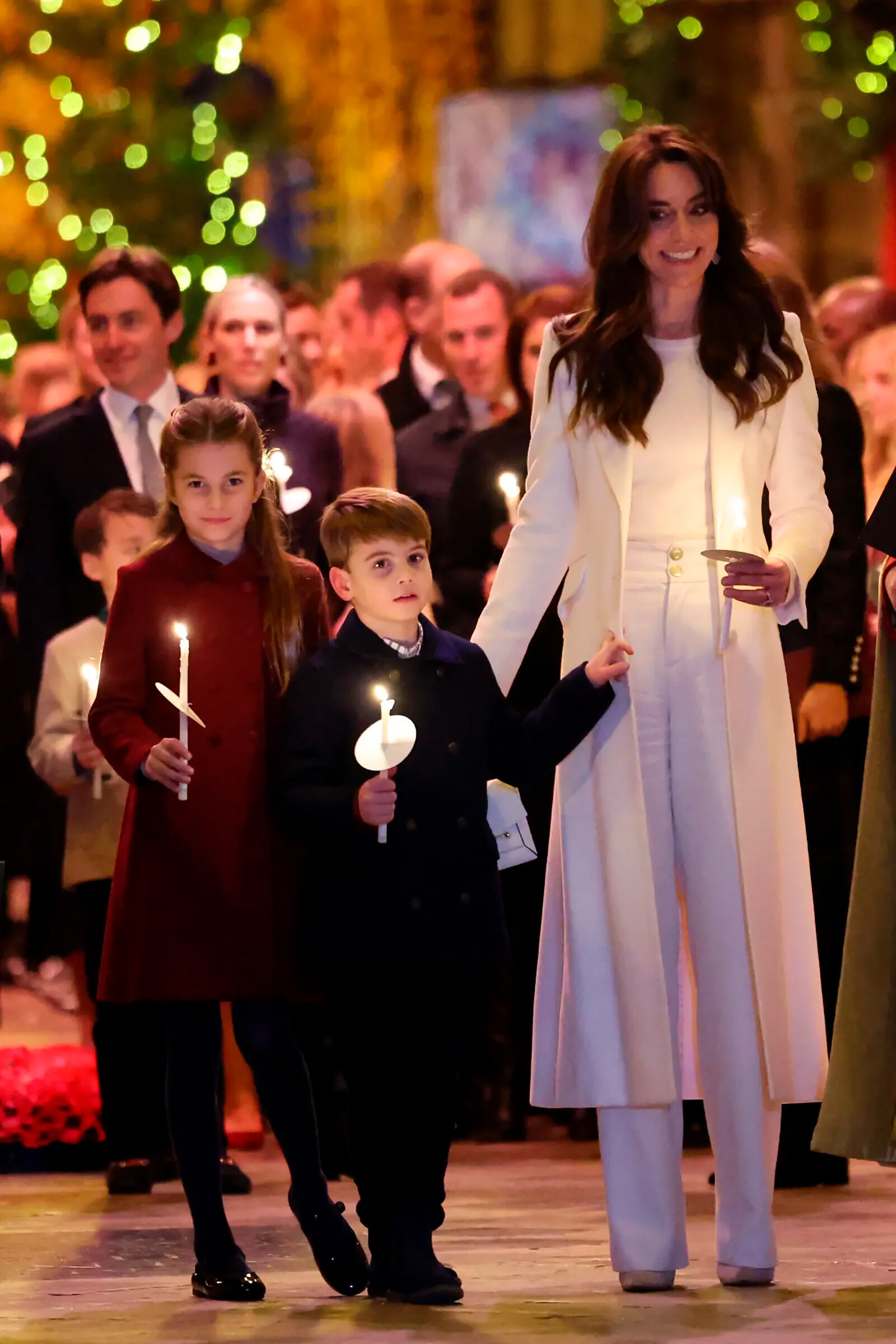 Принц Луи дебютировал на рождественском концерте Кейт Миддлтон