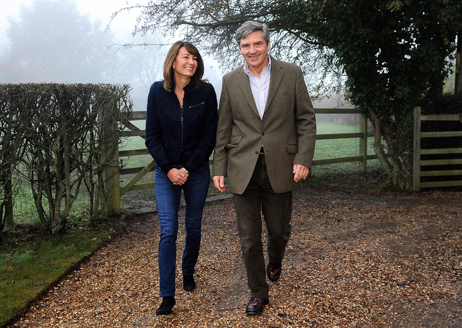 Майкл и Кэрол Миддлтон в своем доме в Беркшире, на юге Англии, 16 ноября 2010 года