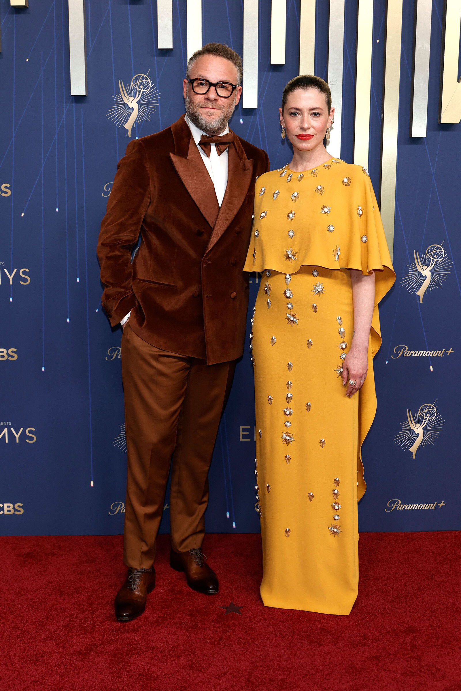 Сет Роген в Etro и Лорен Миллер Роген