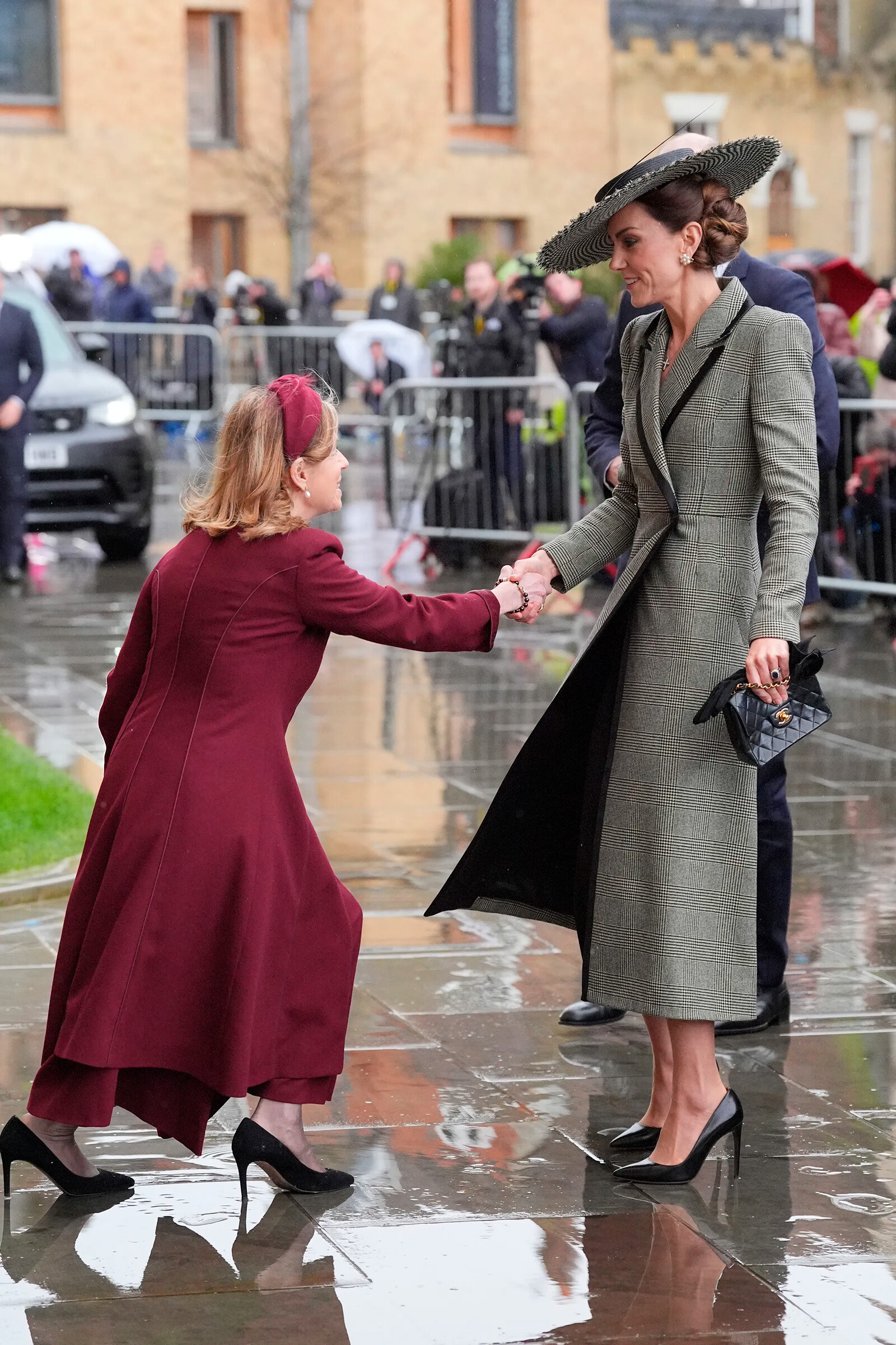 Кейт Миддлтон на церемонии возведения на престол Дамы Сары Маллалли в качестве 106-го архиепископа Кентерберийского в Кентерберийском соборе 25 марта 2026 года в Кентербери