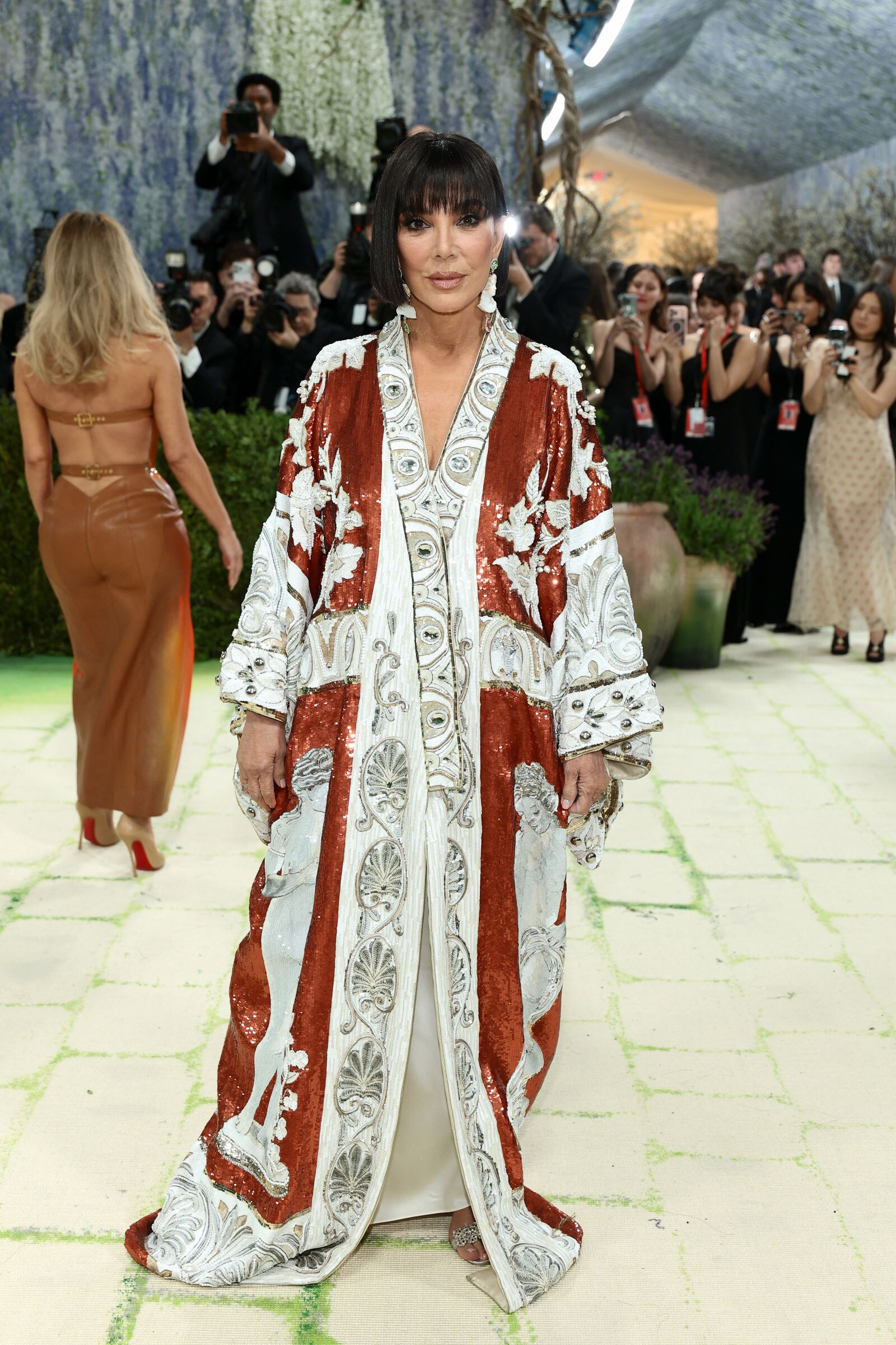 Крис Дженнер в Dolce and Gabbana Met Gala 2026