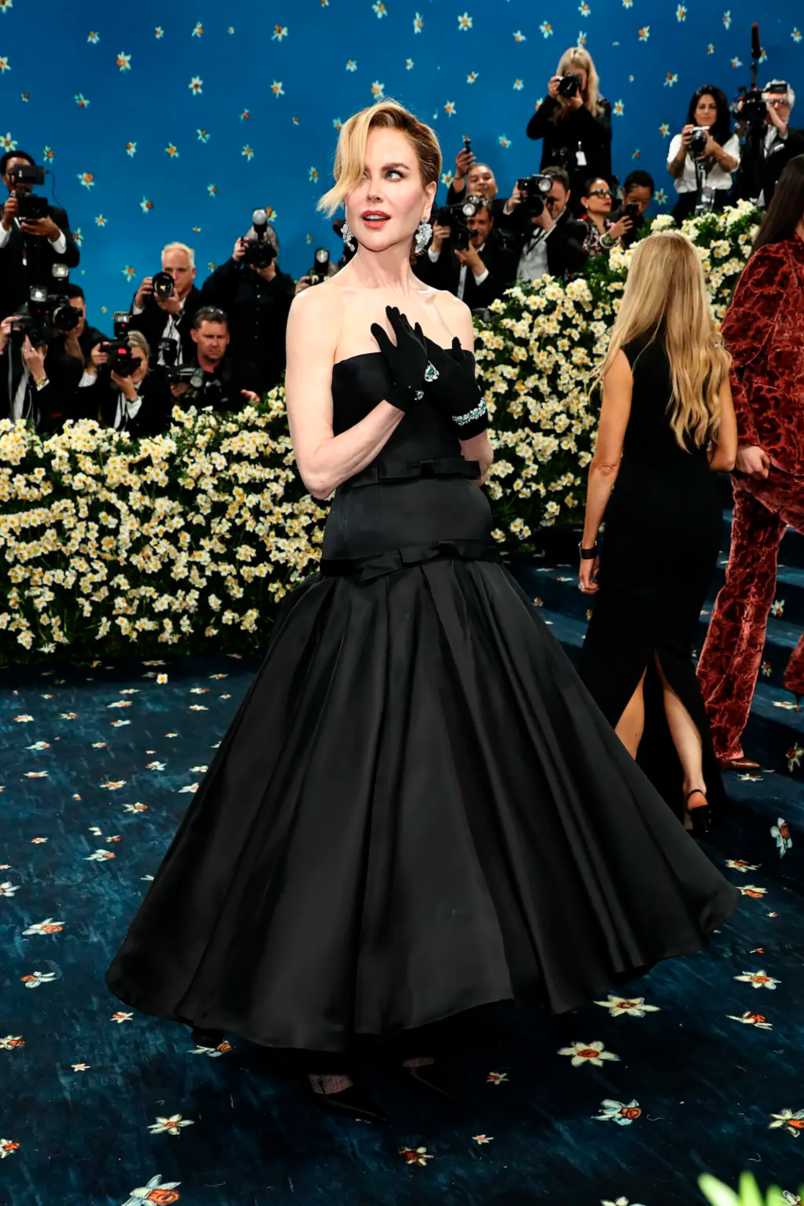 Николь Кидман возродила культовое платье от Balenciaga на Met Gala 2025