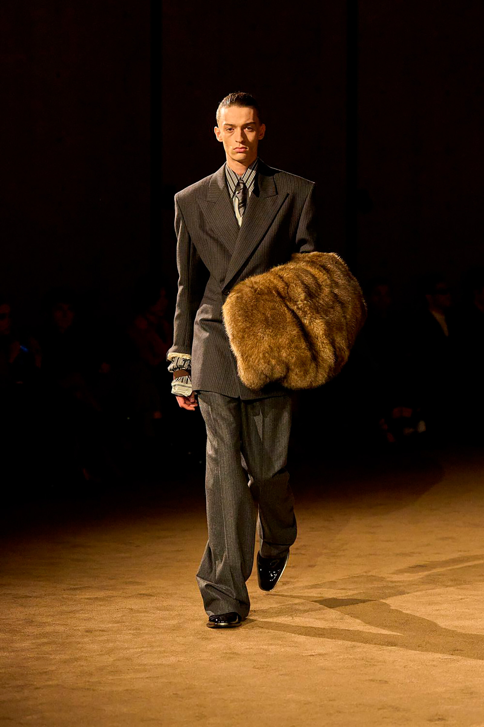 Saint Laurent Men&rsquo;s коллекция сезона осень&ndash;зима 2026